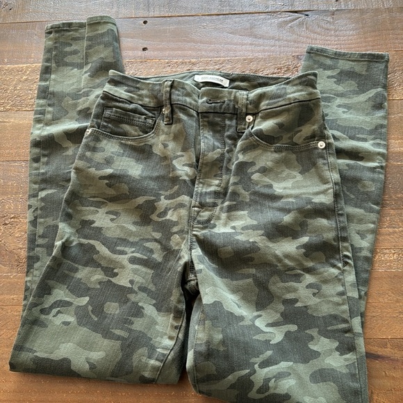 Good‎ American Jeans - Picture 4 of 5